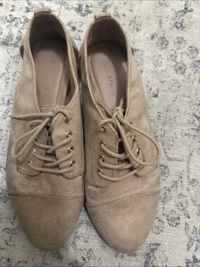 Summer shoes
